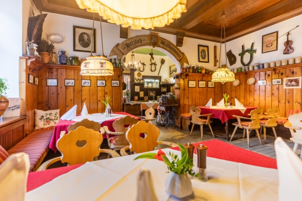 Hotel Post- Hönigwirt (Kirchschlag in der Buckligen Welt)